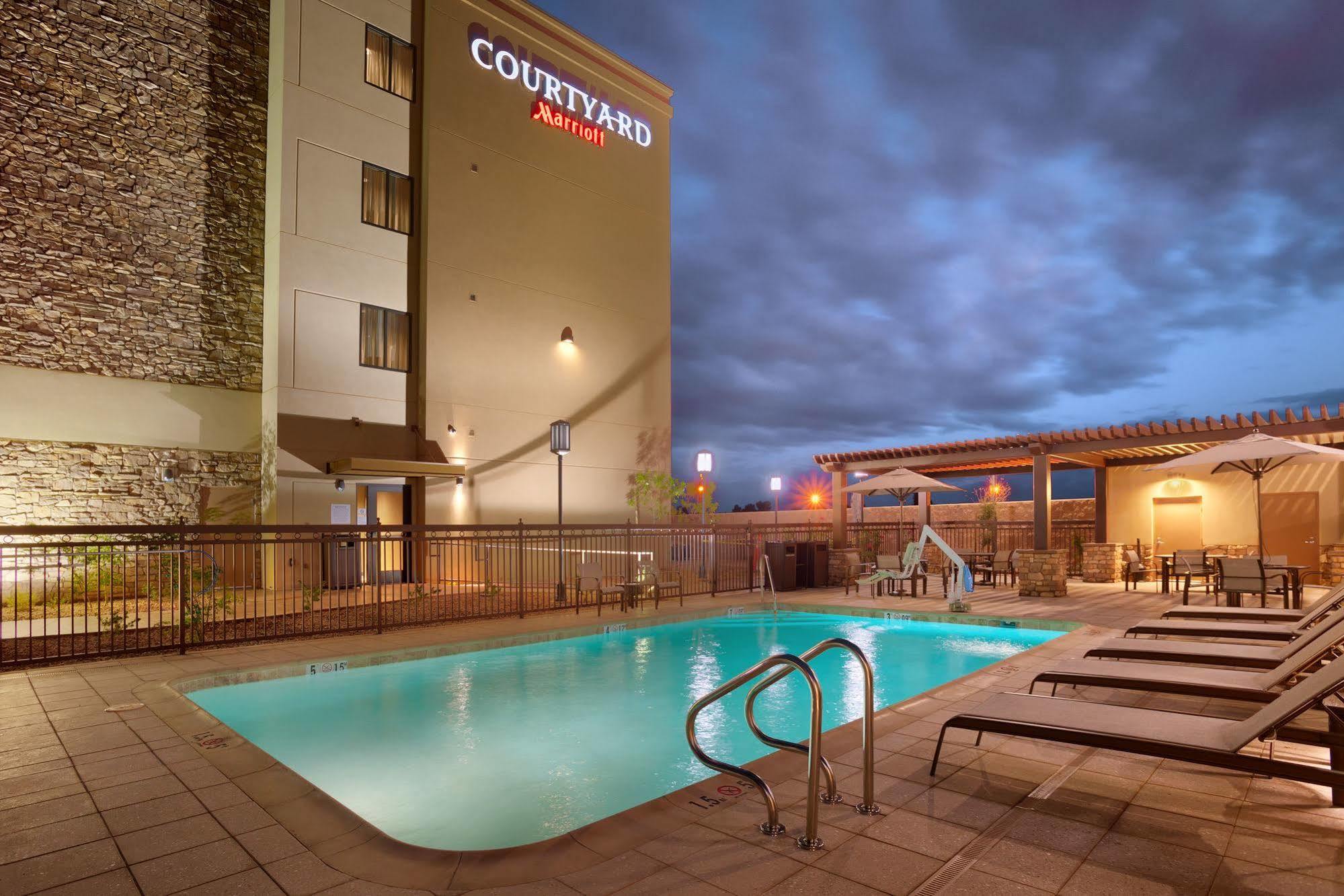 Courtyard By Marriott Phoenix Mesa Gateway Airport Εξωτερικό φωτογραφία